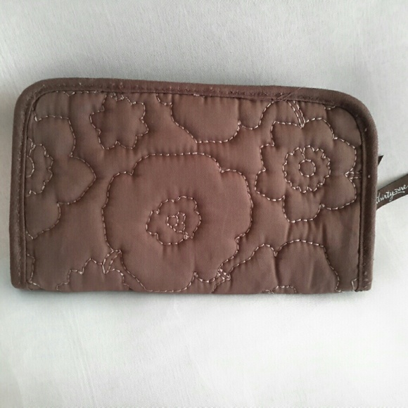 Thirty One Bags Thirtyone Quilted Microfiber Brown Zipper Wallet Poshmark